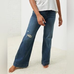 NWT- UpWest All-Day Wide-Leg Denim Women’s Size L Vintage Wash